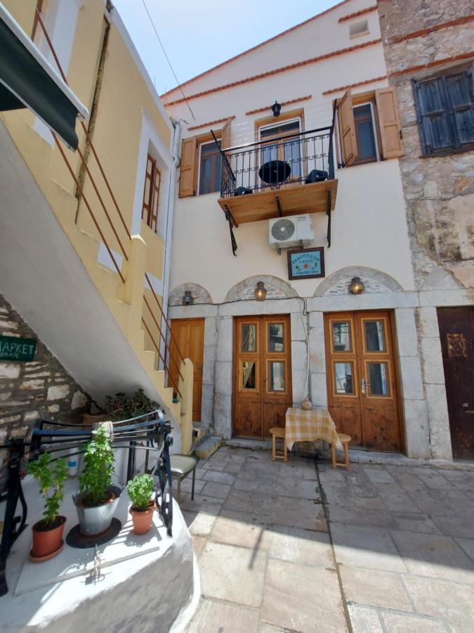 Ήλιος Πατσακης Daire Simi Dış mekan fotoğraf
